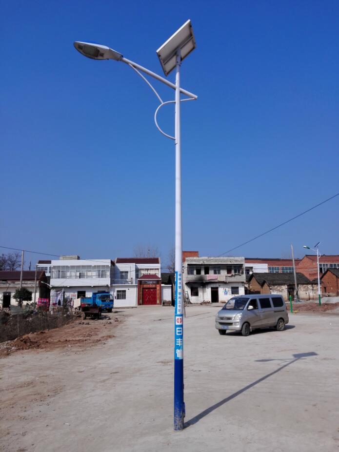 太陽(yáng)能路燈LRTYN009(凌潤(rùn)光電)